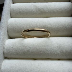 14K Gold Band Women's Size 7 Ring